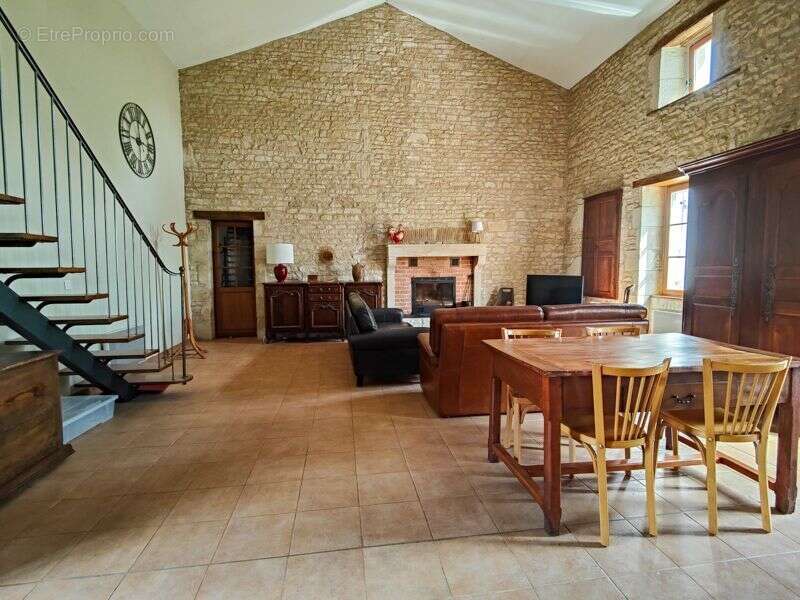 Maison à CIVRAY