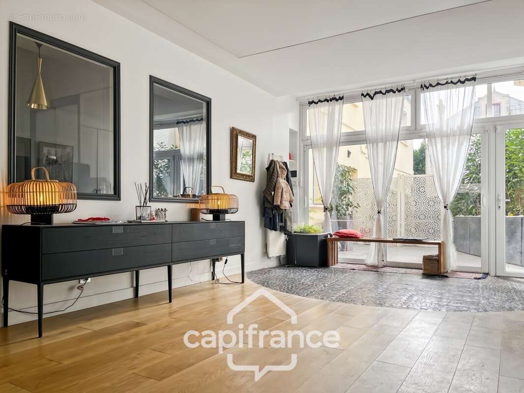 Appartement esprit maison – 164 m² – cour intérieure + box 1 voiture – rue Manessier – Nogent-sur-Marne - photo 4