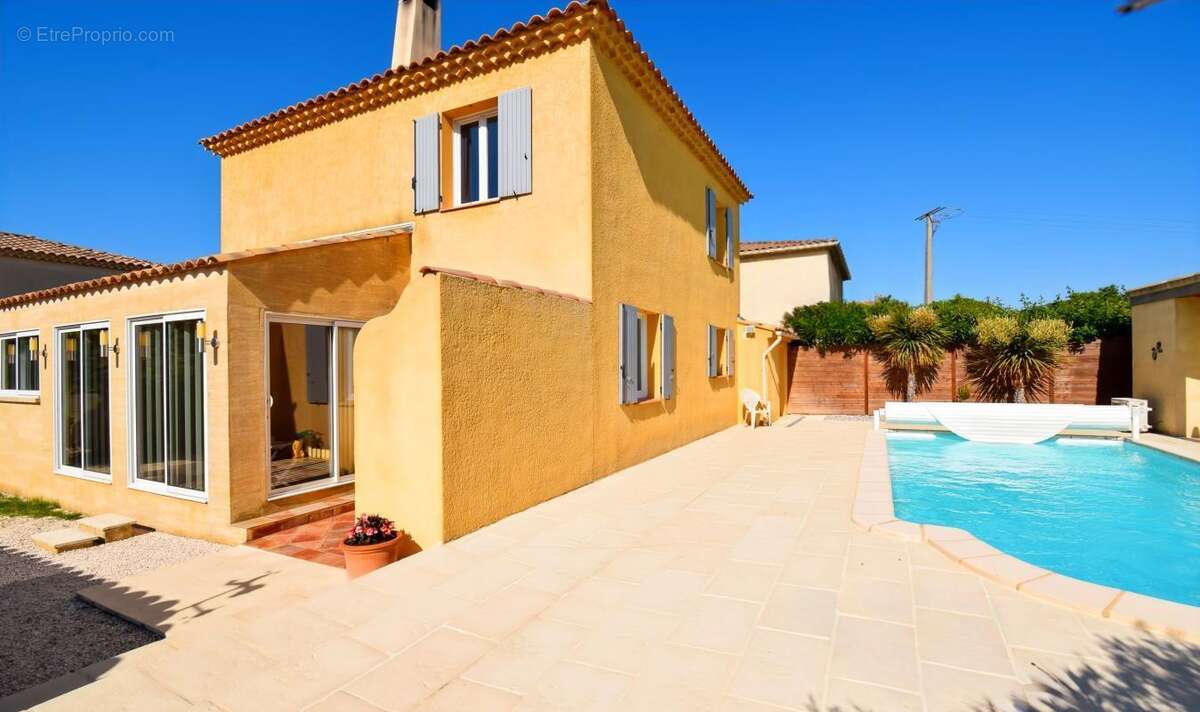 Maison à UZES