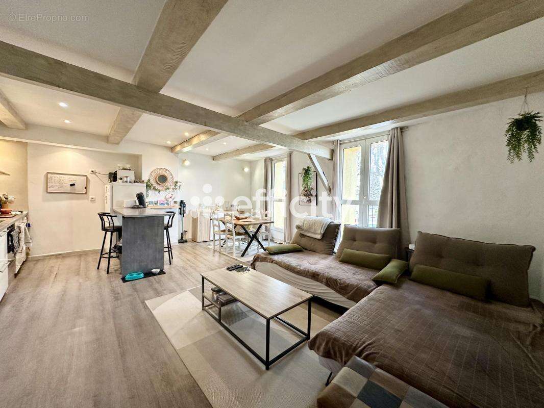 Appartement 260 m² à Berre-L'etang  - photo 9