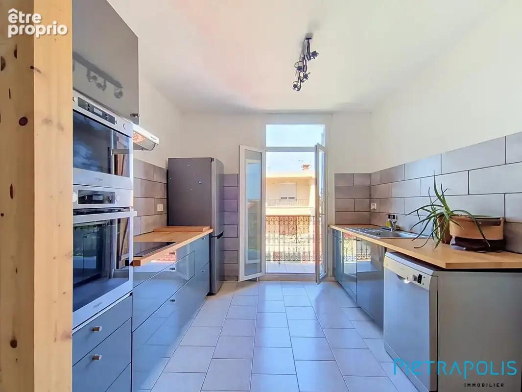 Appartement 3 pièces 54 m² à vendre à Sete (34200) - photo 2