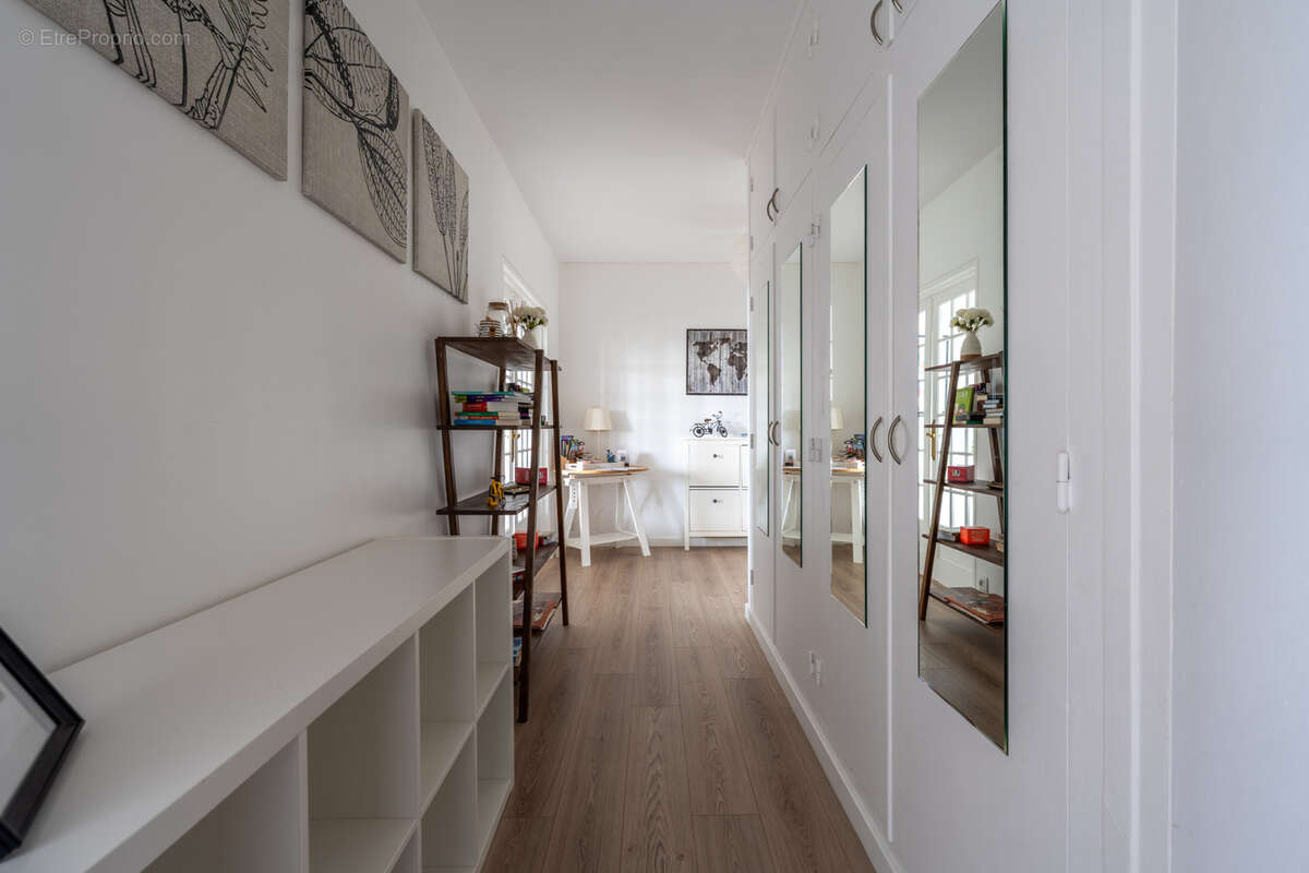 Appartement à SAINT-CYR-SUR-LOIRE