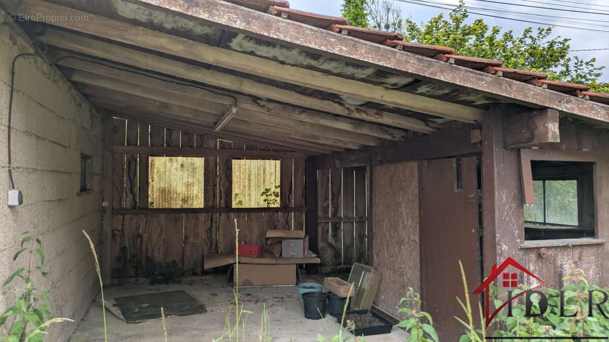 maison à rénover avec 13 000m2 terrain - photo 27