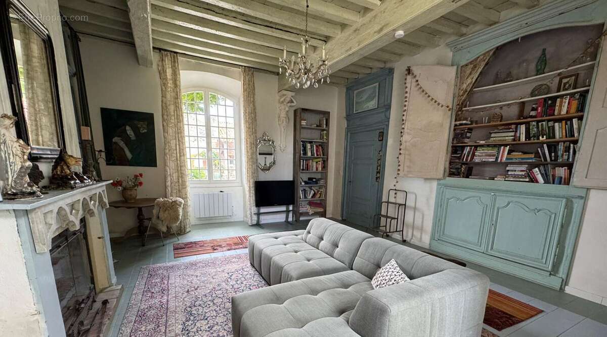Maison à VILLENEUVE-SUR-LOT