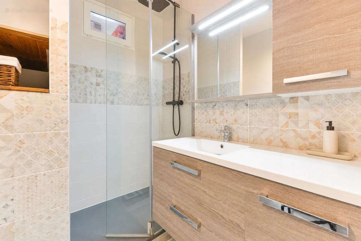 Spacieux T5 de 92 m² avec jardin privé copropriété- - photo 10