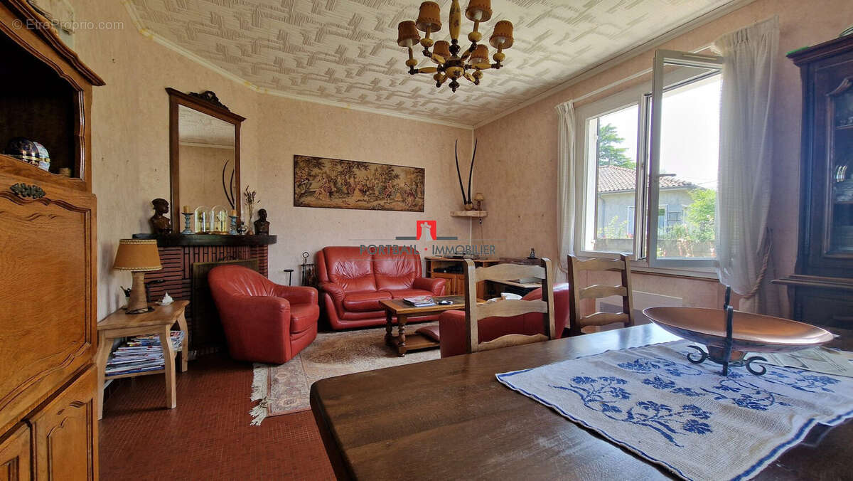 Maison à SAINT-ANDRE-DE-CUBZAC