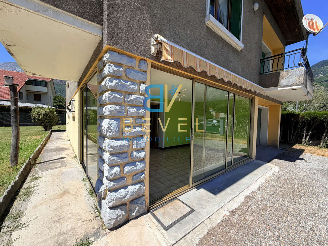 (73) SAINT-JEAN DE MAURIENNE - Maison fort potentiel - Emplacement stratégique - Remise en vente - photo 21