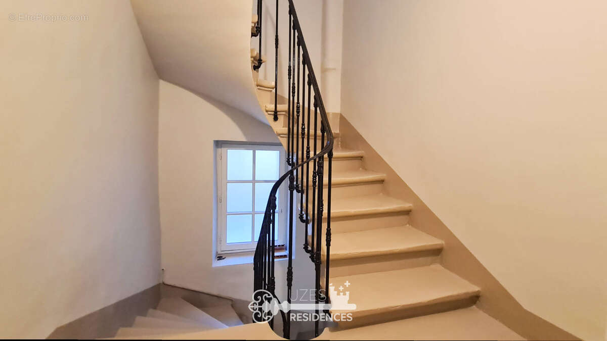 Appartement à UZES