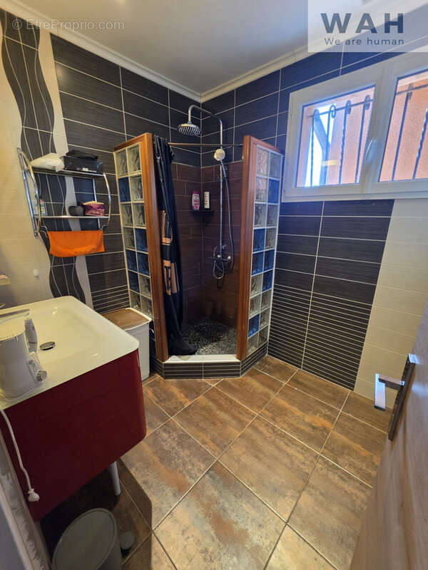 Sauve 30610 -  maison plain pied + studio+ bureau +garage +piscine - photo 14