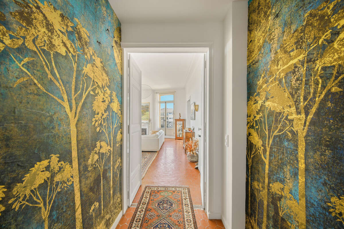 Appartement à HYERES