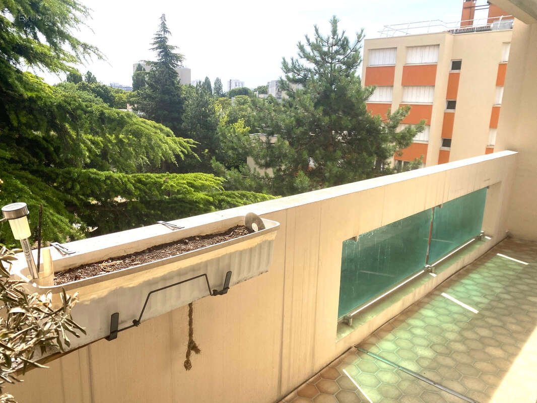 Appartement à EPINAY-SUR-SEINE