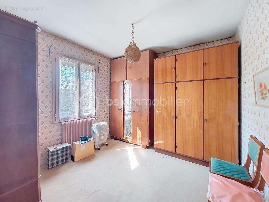 Maison à LORREZ-LE-BOCAGE-PREAUX