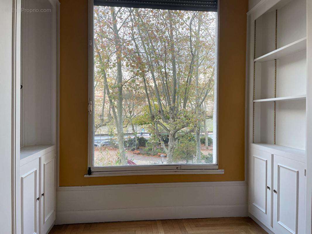 Appartement à LYON-6E