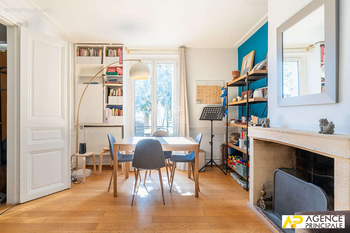 Maison à MAISONS-LAFFITTE