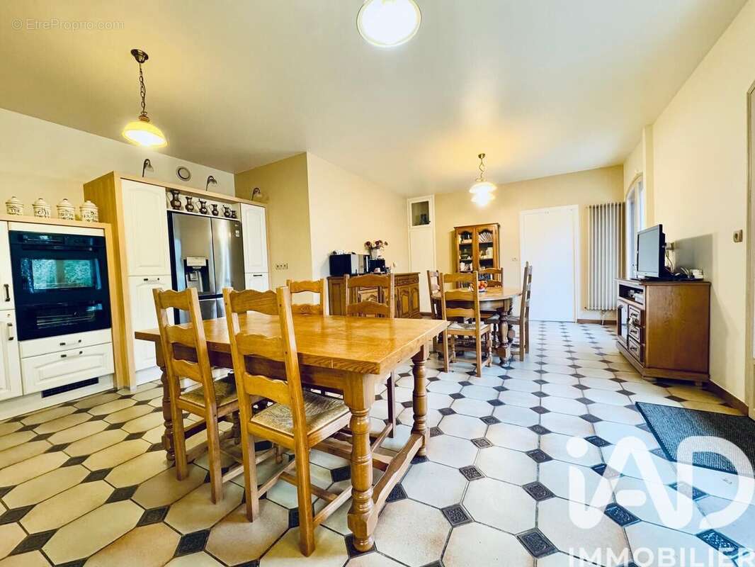 Photo 8 - Maison à CHATEAU-THIERRY