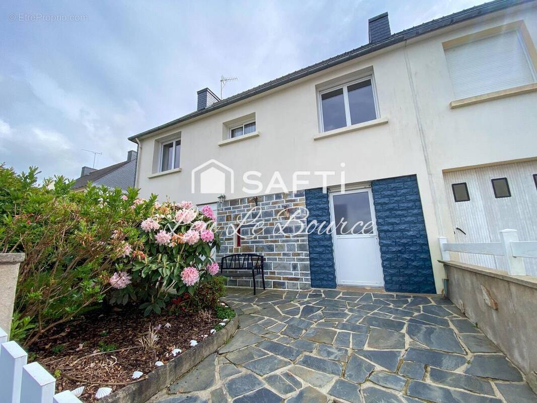 Photo 1 - Maison à ERGUE-GABERIC