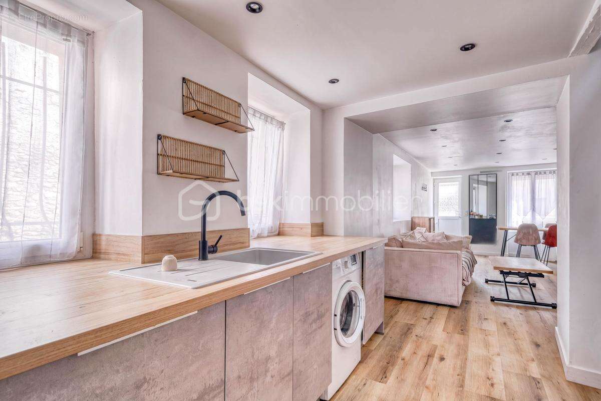 Maison de ville rénovée avec cour privative - photo 4