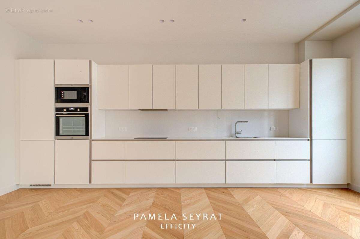 Appartement à PARIS-6E