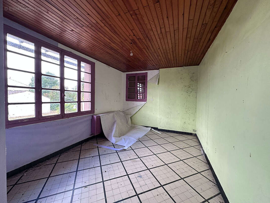 Maison à LA BRETONNIERE-LA-CLAYE