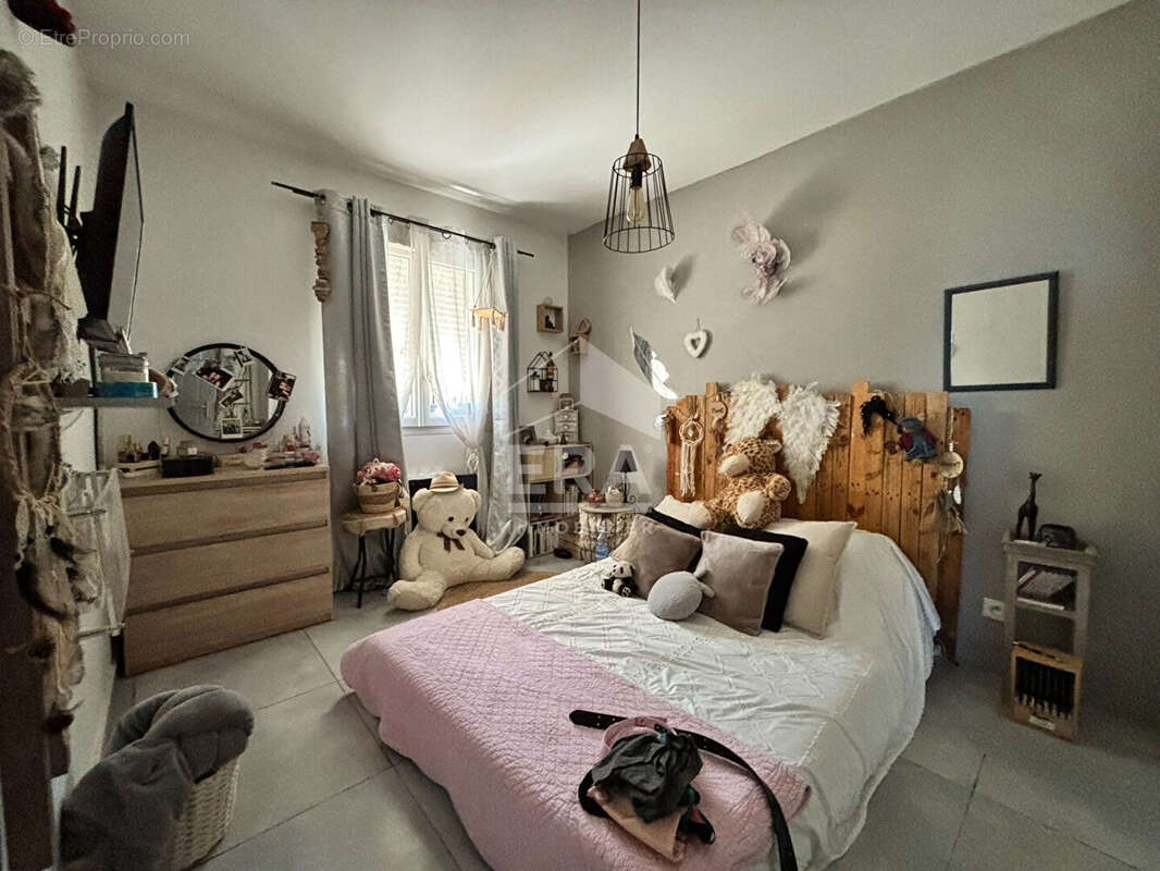 Maison à ROQUEBRUNE-SUR-ARGENS