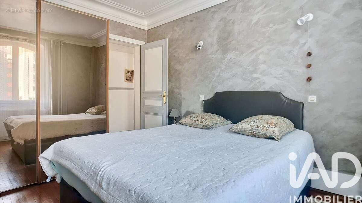 Photo 7 - Appartement à SURESNES