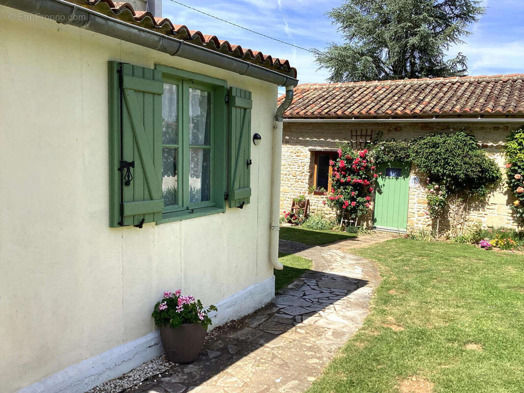 MAISON AMIS - Maison à LORIGNE