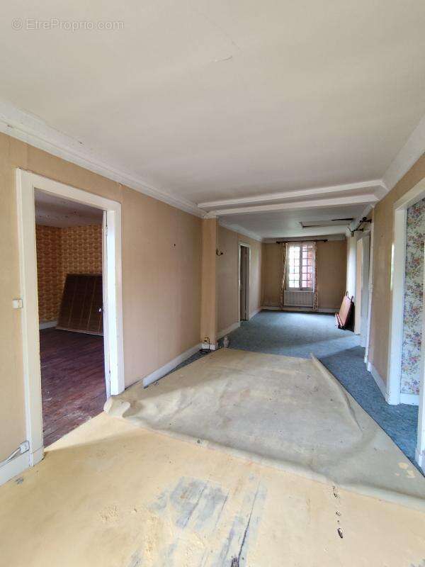 Maison à SAINT-JULIEN-EN-BORN