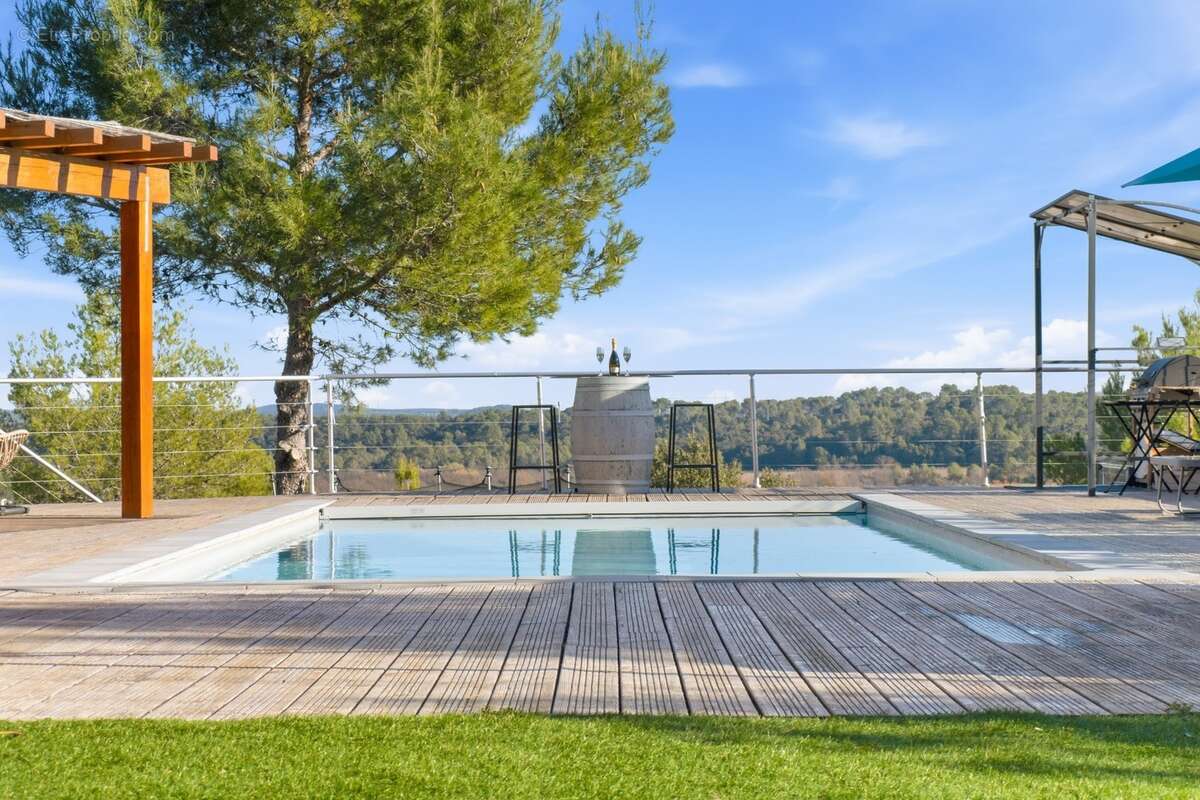 Une vue exceptionnelle, un environnement préservé, une maison pensée pour profiter pleinement de chaque instant - photo 6