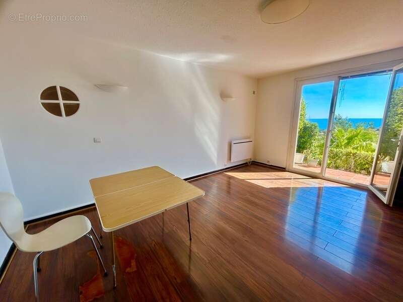 Maison à FREJUS