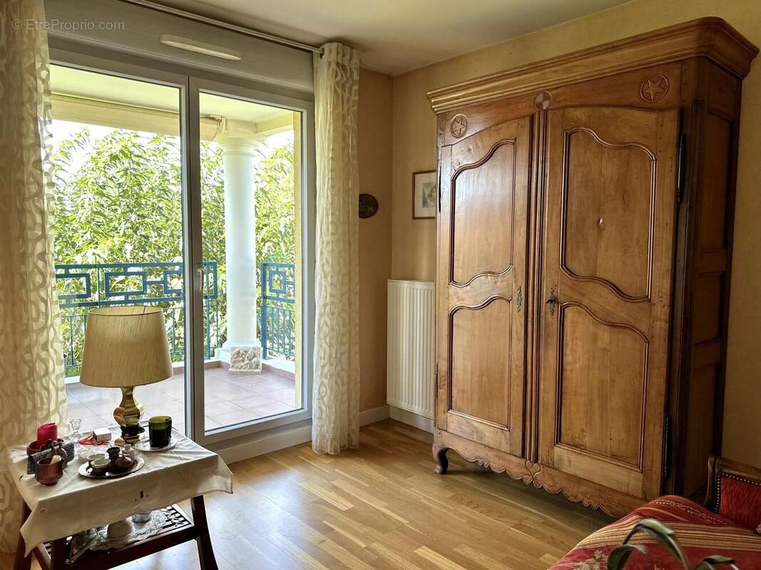 Photo 9 - Appartement à MEYZIEU