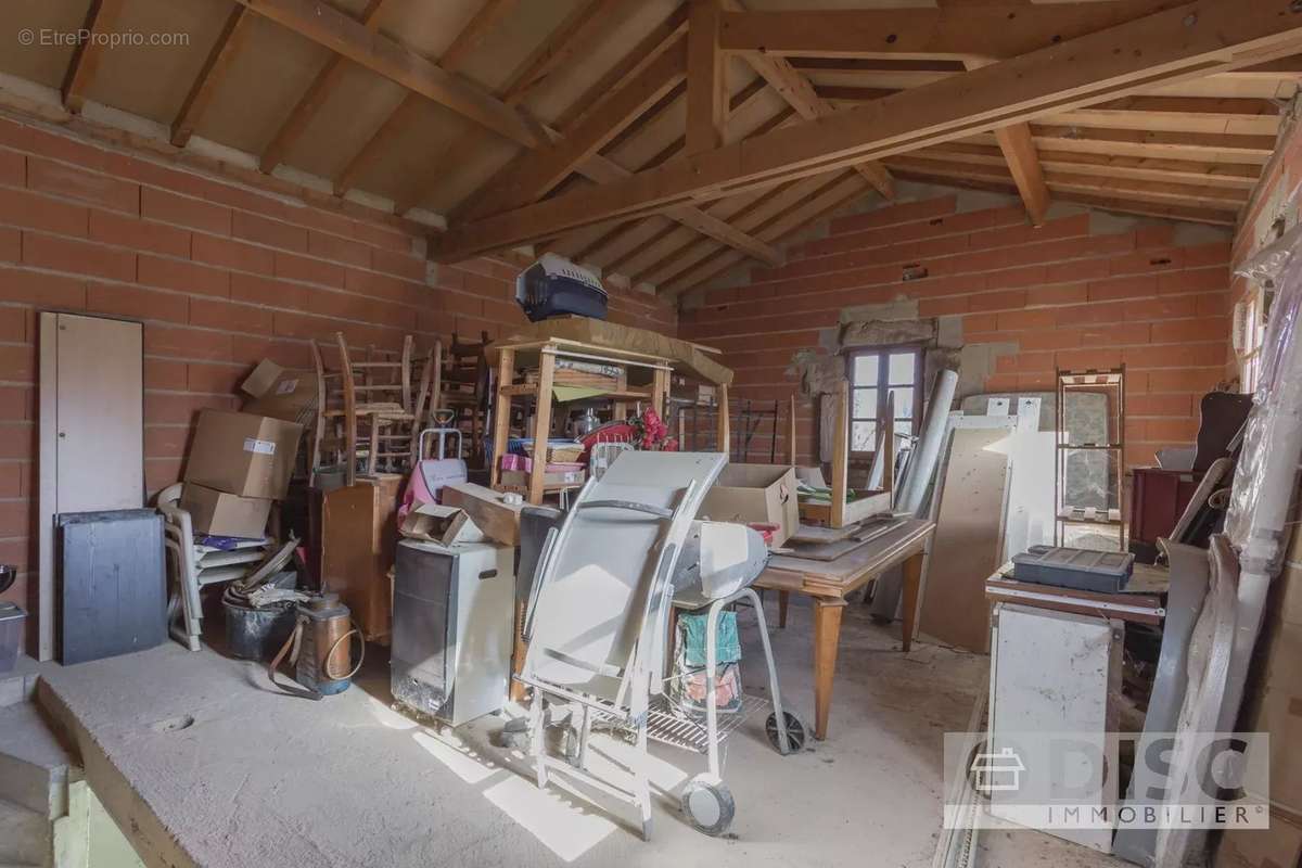 Maison à SAINT-MICHEL-DE-VAX