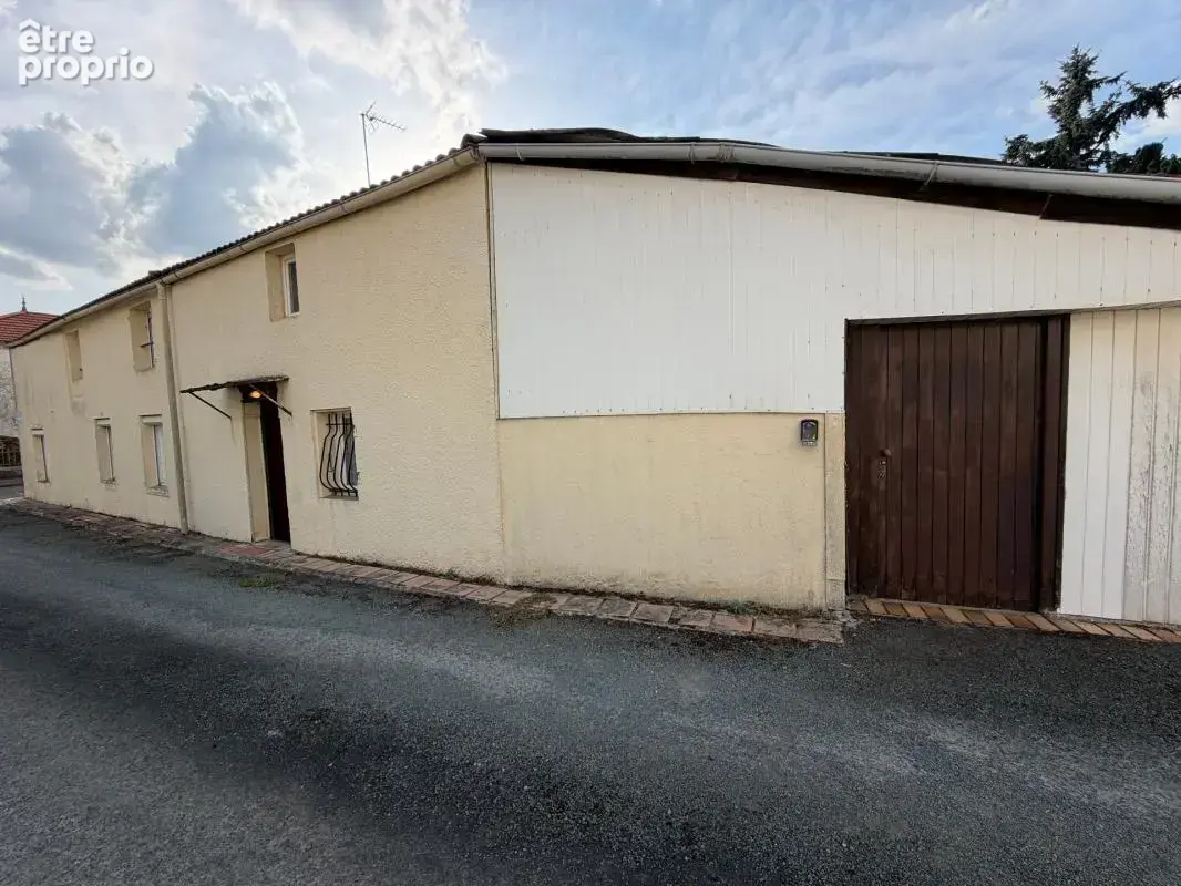 Corpe (85320) au calme adorable maison en pierres 4 chambres a rafraichir avec annexe et jardin clos - photo 23
