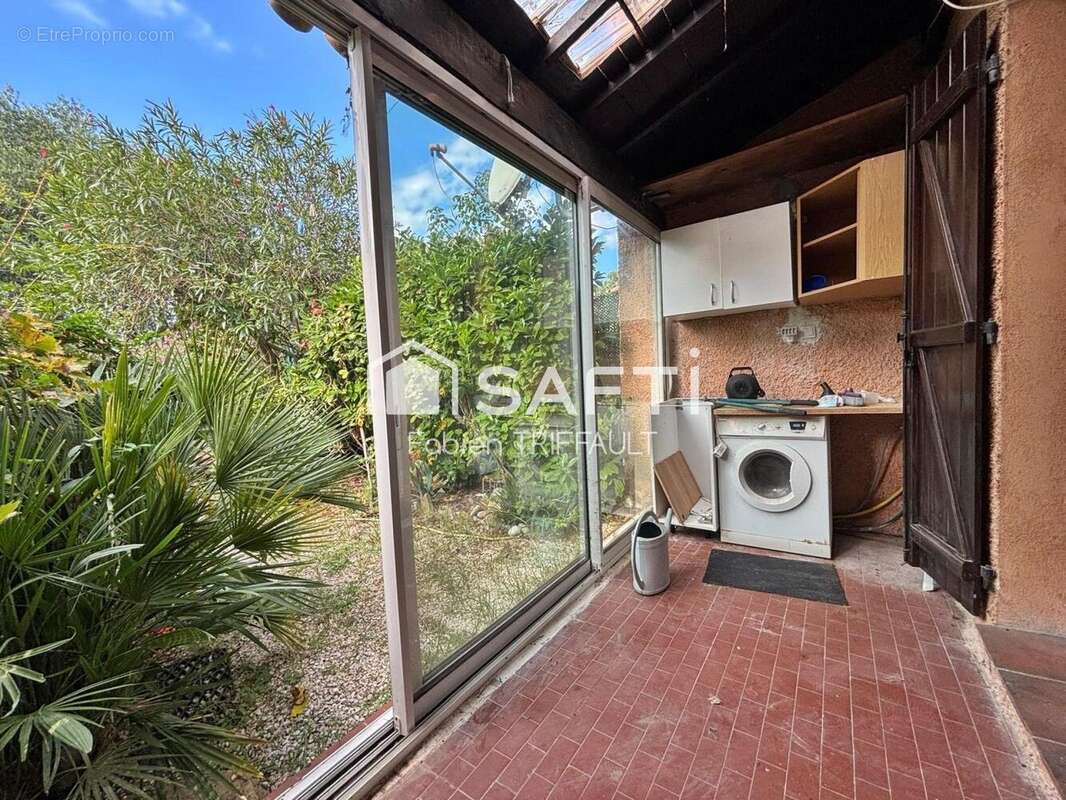 Photo 2 - Maison à SAINT-CYR-SUR-MER