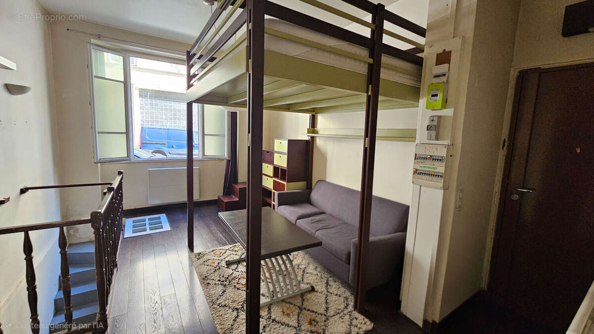 Appartement à PARIS-18E