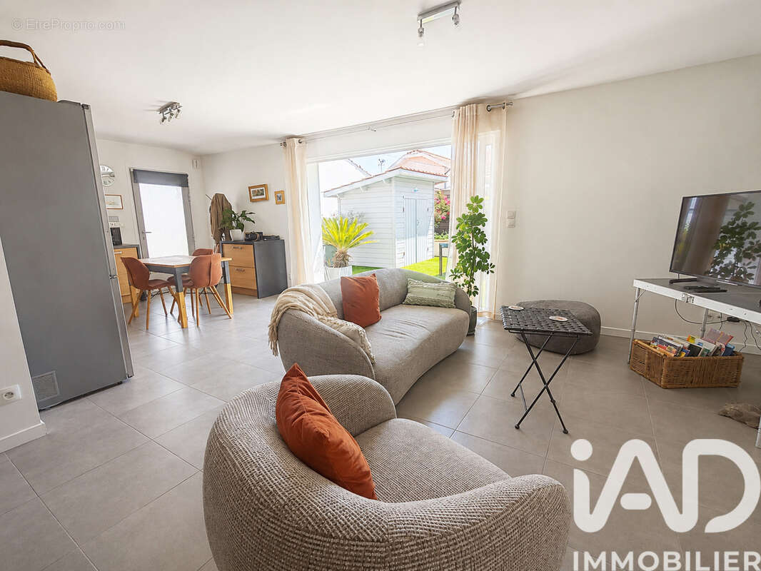 Photo 3 - Maison à VILLENAVE-D'ORNON