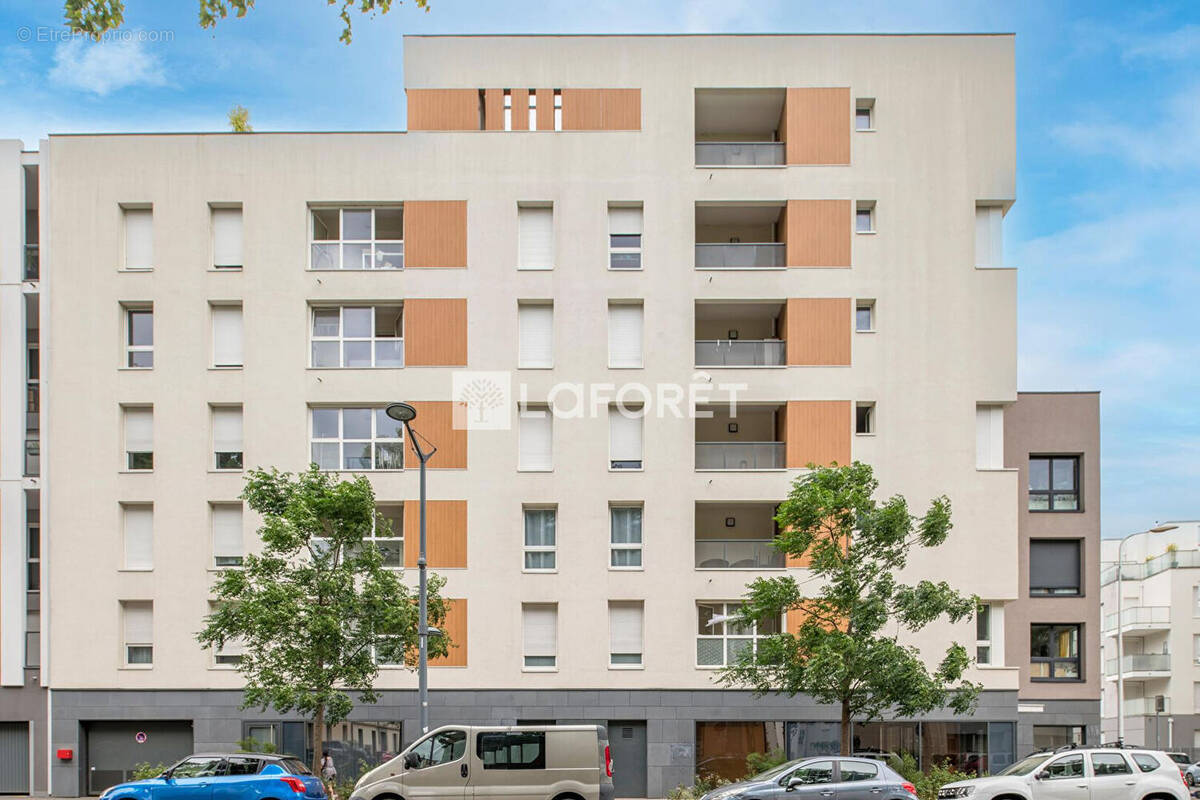 Appartement à LYON-8E