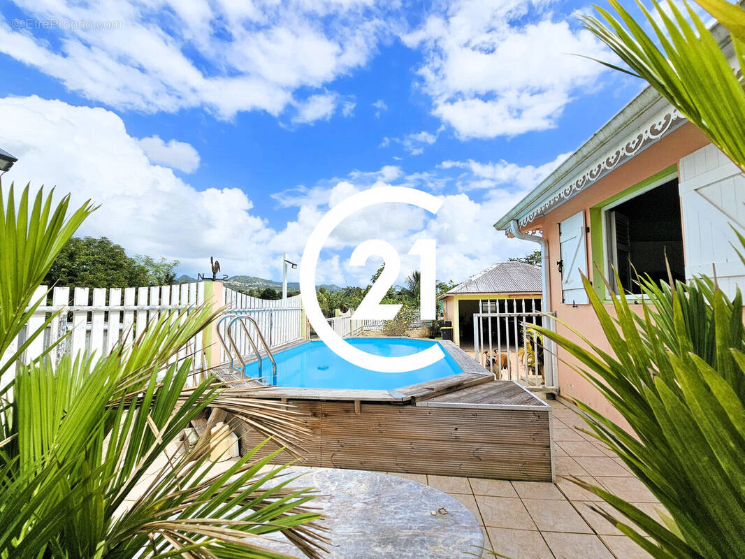 Maison à LE LAMENTIN