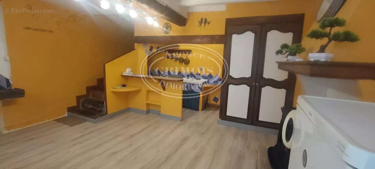 Appartement à CONILHAC-CORBIERES