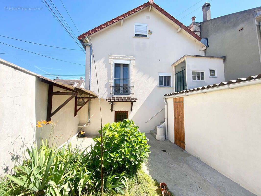 Maison à BEZONS