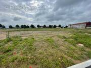 Terrain à SAINT-MARTIN-LONGUEAU