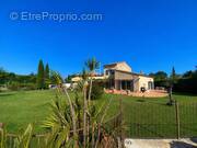 Maison à FONTVIEILLE