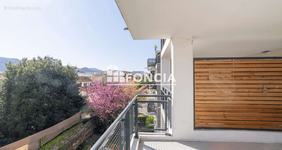 Appartement à MARSEILLE-10E