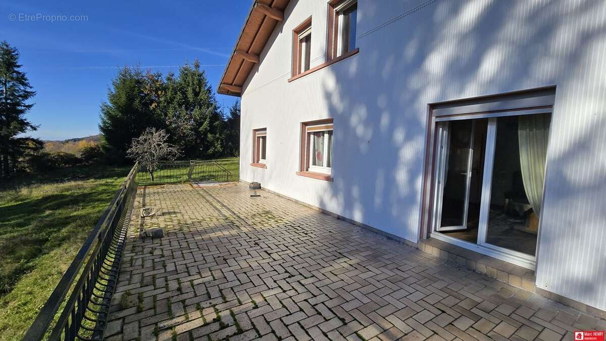 Maison à SAINT-NABORD