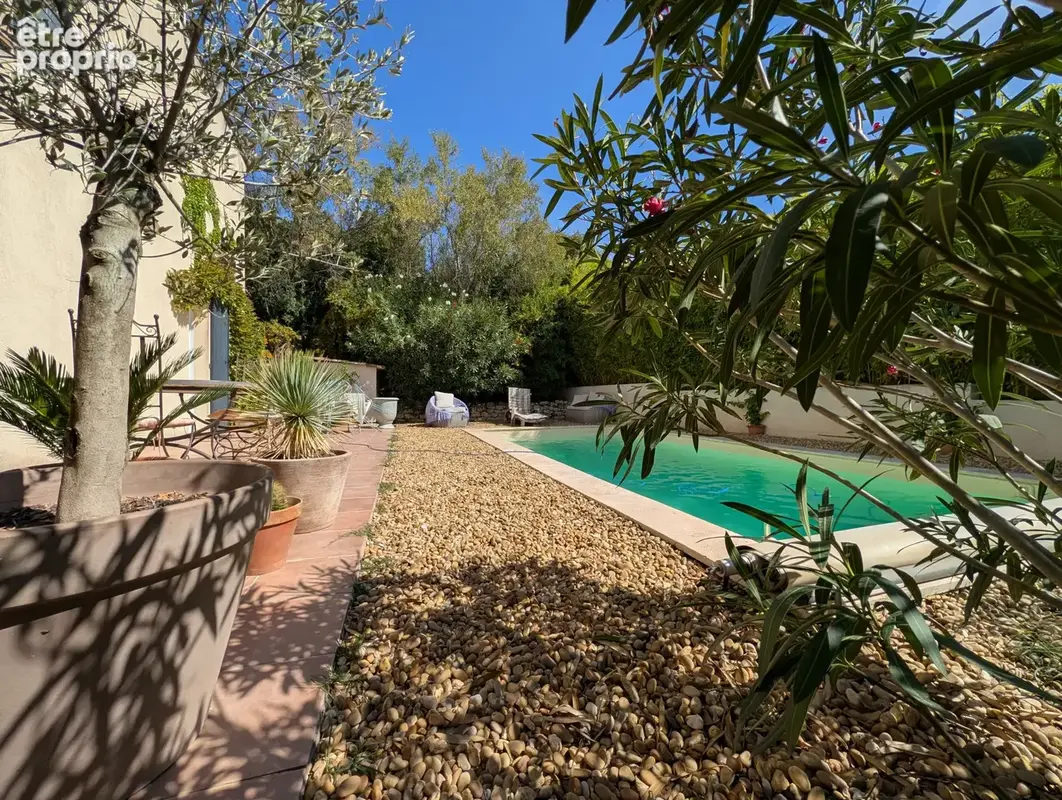 Photo Maison à Lauris au prix de 450 000€
