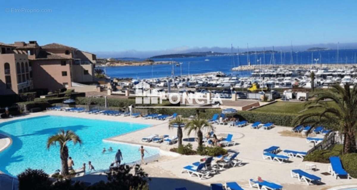 Appartement à SIX-FOURS-LES-PLAGES