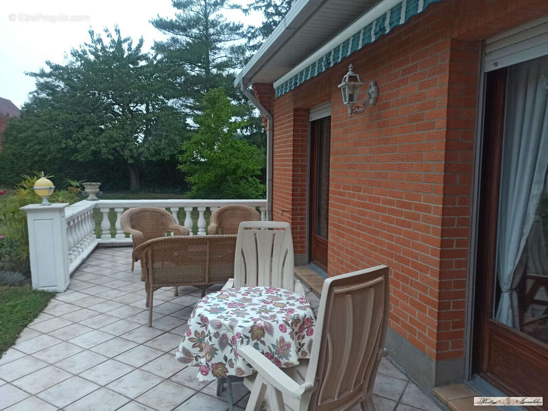 Maison 150 m² à Bergues  - photo 3