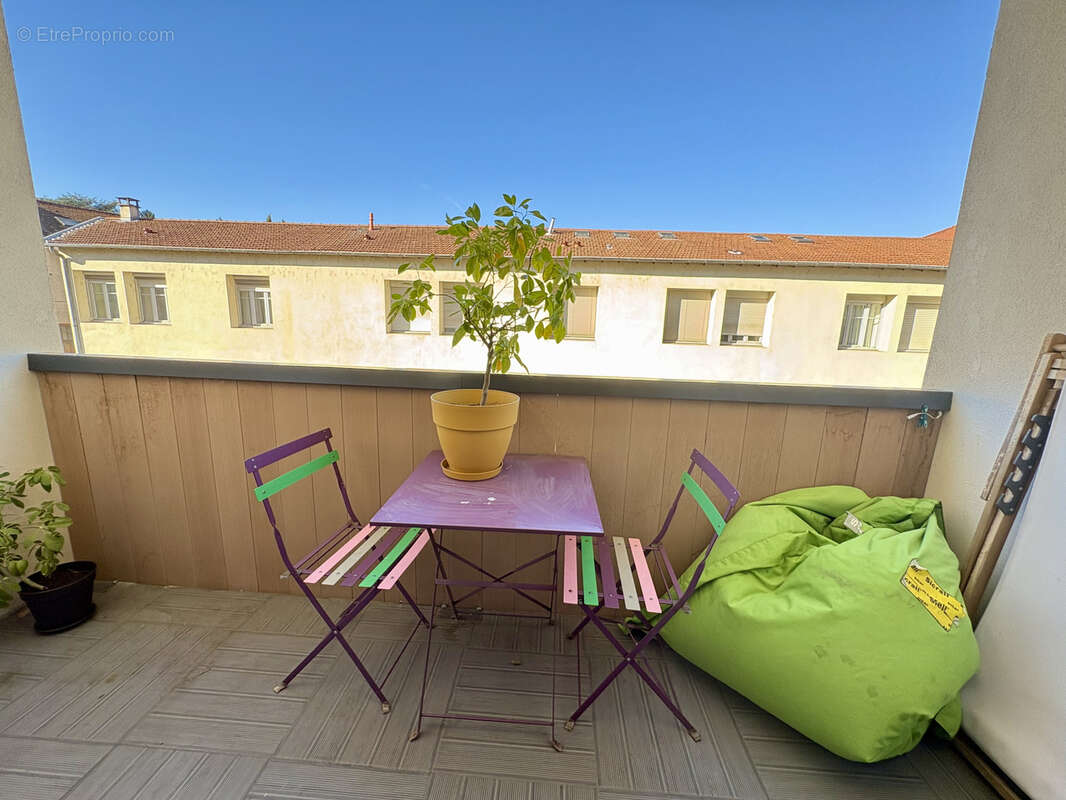 Appartement à OULLINS