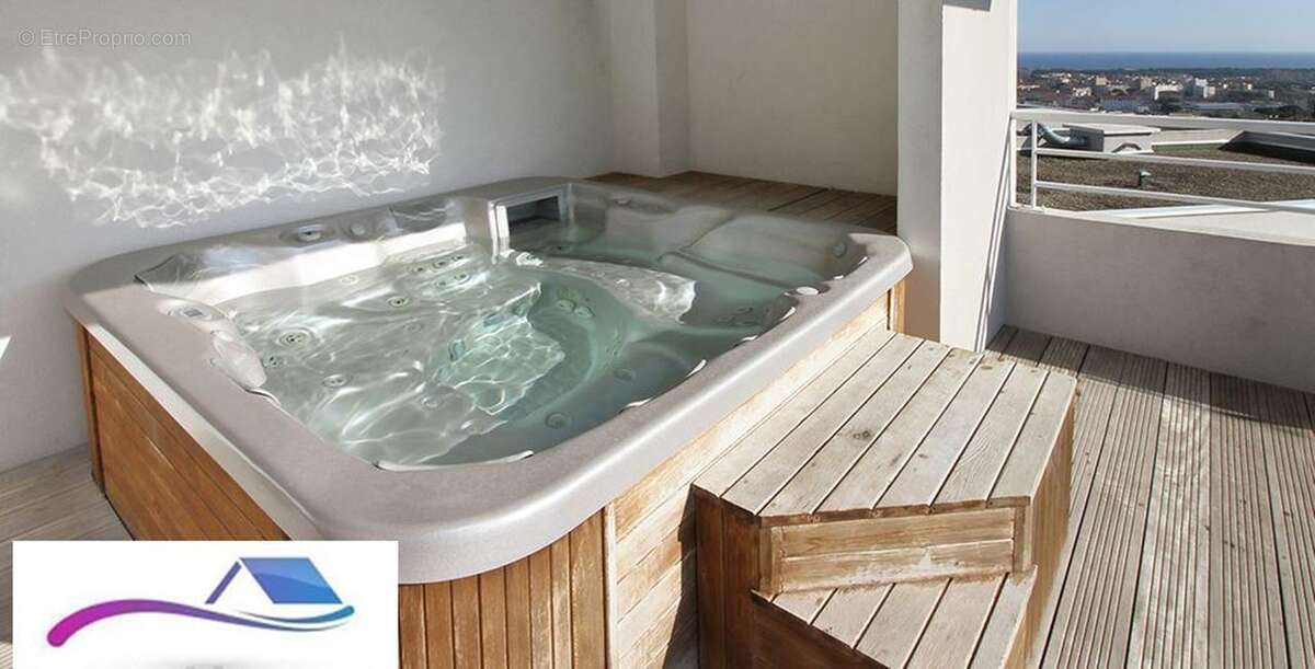 Appartement à MANDELIEU-LA-NAPOULE