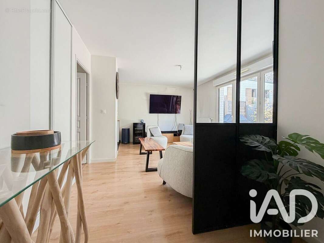 Photo 3 - Appartement à BOIS-COLOMBES