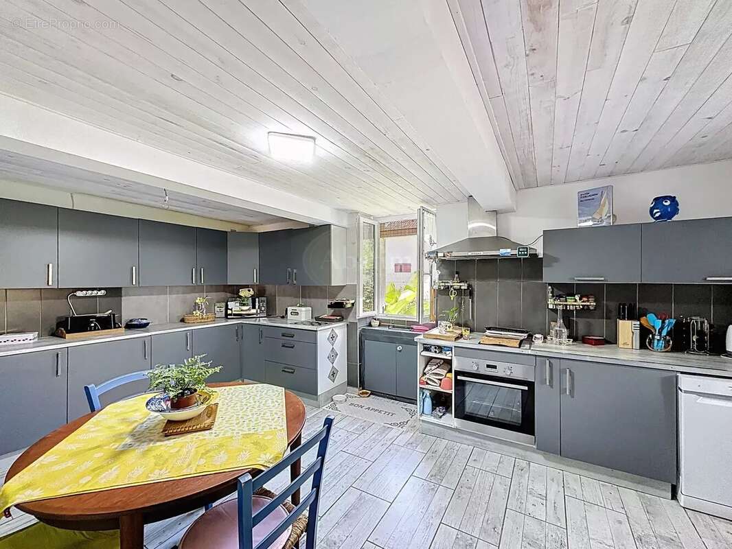 Maison à VIC-EN-BIGORRE